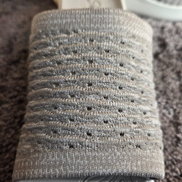 Skechers Women's Arya True Calling Sandal Taupe Size 8 - Picture 3 of 10